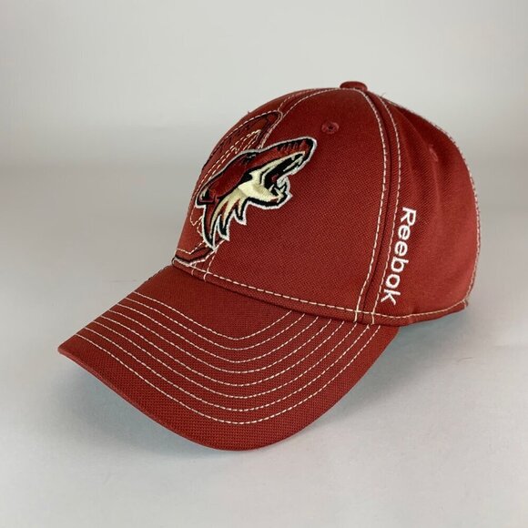 Arizona Coyotes NHL Red Reebok Stretch Fitted Hat Mens L/XL - Picture 1 of 5